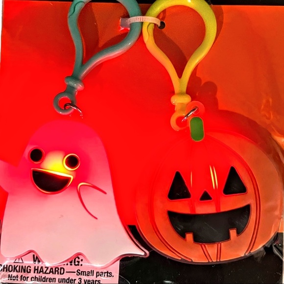 NIP Halloween Light Up Bag Clips - 2 Per Package (1 Ghost & 1 Pumpkin) - Picture 4 of 4